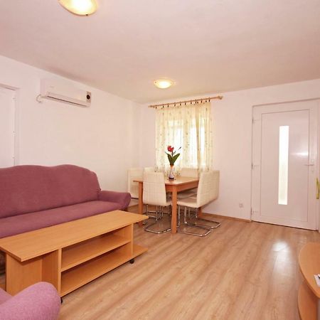 Apartmani Bradaric Пула Экстерьер фото