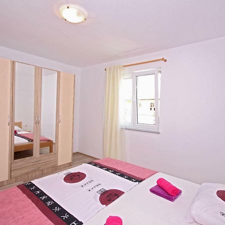 Apartmani Bradaric Пула Экстерьер фото