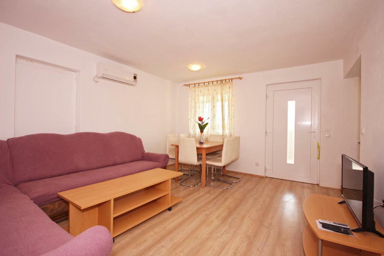 Apartmani Bradaric Пула Экстерьер фото