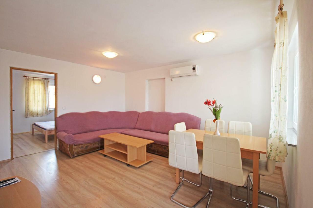 Apartmani Bradaric Пула Экстерьер фото